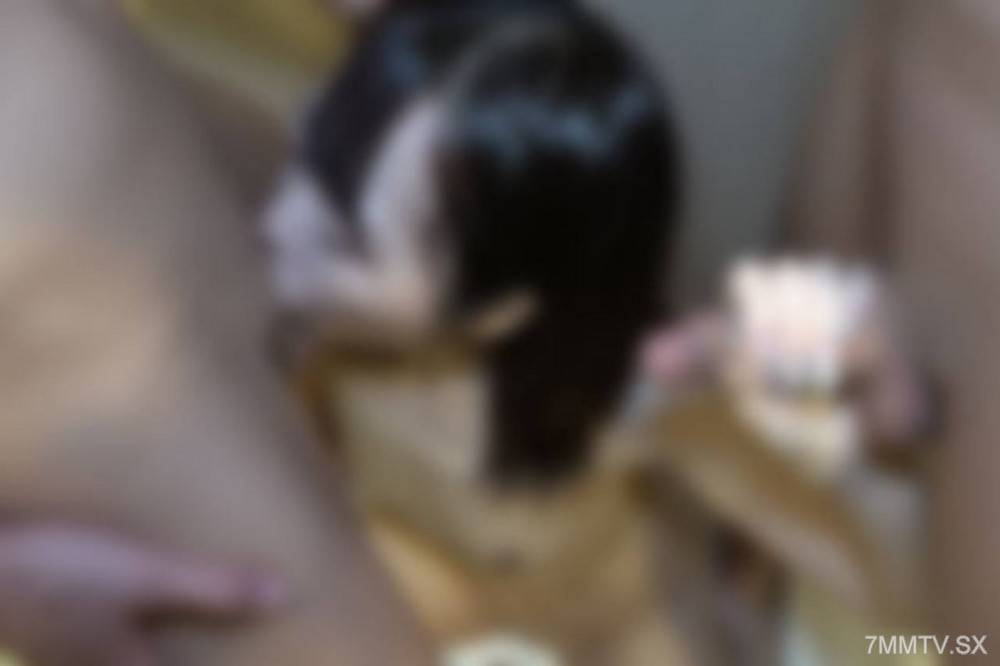 fc2-ppv 4775912 ※14日まで初回限定85％OFF※【無修正】【３P】超敏感体質の人妻は、旦那への罪悪感に押しつぶされそうになりながらも敏感過ぎるがゆえに他人棒で何度もイキ果て、中出し後は放心状態［第三弾］ | FC2コンテンツマーケット